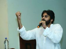 జనసేనలో చేరేలా ఆయనను ఒప్పించా, రాక కోసం వేచి చూస్తున్నా: పవన్ కళ్యాణ్