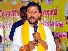 మీరు దళితులు.. మీకెందుకురా రాజకీయాలు : వైరల్‌ అవుతున్న చింతమనేని వీడియో  ..!