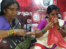 జ‌న‌సేన కార్య‌క‌ర్త‌ల‌పై రాళ్ల దాడిః ఘాటుగా స్పందించిన నారా లోకేష్‌ 