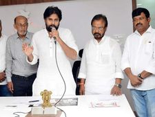 ఎమ్మెల్యే టిక్కెట్ ఇవ్వండి: పవన్ కళ్యాణ్ దరఖాస్తు, మీరూ దరఖాస్తు చేసుకోండి.. విధివిధానాలివే!