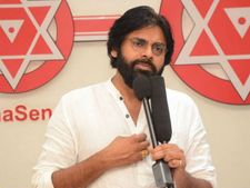 2019 ఎన్నికలు.. పైగా దశమి: జనసేన ఆఫీస్‌కు పెద్ద ఎత్తున ఆశావహుల క్యూ
