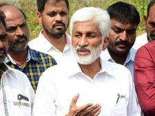 విజయసాయిరెడ్డి క్రియేటివిటి, టిడిపిని అటాక్ చేసేందుకు మరో కొత్త కాన్సెప్ట్