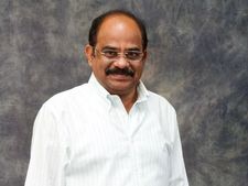 నేను రాజీనామా చేయలేదు: 22న నామినేషన్ వేస్తున్నా: జనసేన ఎంపీ అభ్యర్థి ఆకుల స్పష్టీకరణ