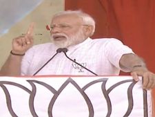  యూ టర్న్ బాబు : లెక్కలడిగితే అడ్డం తిరిగాడు, కర్నూలు సభలో మోదీ విసుర్లు