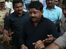రామ్ గోపాల్ వర్మ ప్రెస్ మీట్ వల్ల రెండు వర్గాల మధ్య ఘర్షణ: శాంతిభద్రతలకు విఘాతం: విజయవాడ పోలీసులు