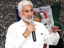 ఆ విషయంలో సక్సెస్: ఎక్కువ సమయం లేదు..పదవిని ఆస్వాదించండి: చంద్రబాబుకు సాయిరెడ్డి సలహా