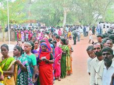  స్పందించని నగర ఓటర్..! అత్యధికంగా మెదక్.. అత్యల్పంగా సికింద్రాబాద్..!