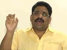దేశంలోని క్రిమినల్స్ తో సంబంధాలున్న ఏకైక పార్టీ వైఎస్సార్ కాంగ్రెస్ పార్టీ - బుద్దా వెంకన్న 