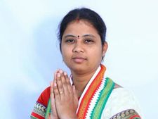 రాళ్ళదాడి చేసింది గ్రామస్తులు కాదు .. కక్షతో కొందరు  .. ఇల్లెందు ఎమ్మెల్యే హరిప్రియానాయక్