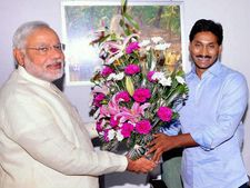 ఢిల్లీకి జ‌గ‌న్ : ప‌్ర‌ధానితో ఏం చెప్ప‌బోతున్నారు : ఇద్దరి ల‌క్ష్యం నెర‌వేరింది..వాట్ నెక్ట్స్‌...!