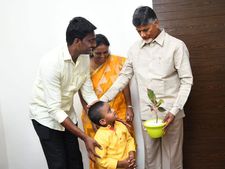 నేను పెద్దయ్యే సరికి మీరే సీఎంగా ఉండాలి: చంద్రబాబును కోరిన నాలుగేళ్ల బాలుడు