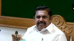 చెన్నై నగరానికి రైళ్లలో నీటీ సరఫరా...! నీటీని అందిస్తున్న కేరళకు ధన్యవాదాలు.. పళని స్వామి