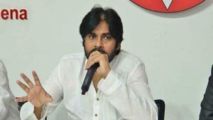 తెలంగాణా ప్రజల కమిట్మెంట్ ఆంధ్రా ప్రజలకు ఉంటే అది సాధ్యం .. ప్రత్యేక హోదాపై పవన్