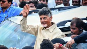 ప్ర‌భుత్వ నిర్ణ‌యాన్ని స్వాగ‌తిస్తున్నాం:బుర‌ద జ‌ల్లితే పోటీగా చేస్తాం:చ‌ంద్ర‌బాబు కీల‌క వ్యాఖ్య‌లు.