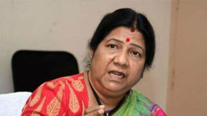 దగ్గరి బంధువులను పెళ్లి చేసుకోకూడదని నన్నపునేని రాజకుమారి షాకింగ్ కామెంట్ 