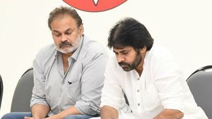 పవన్ కళ్యాణ్ పార్టీ పెట్టటం మెగా ఫ్యామిలీకి  ఇష్టం లేదని నాగబాబు సంచలనం .. 