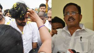  పవన్ రెండు రోజులు తిరిగి పది రోజులు ఇంట్లో పడుకుంటే నాయకుడవుతారా అన్న మోత్కుపల్లి 