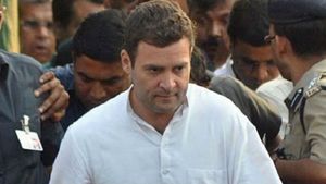 అహ్మదాబాదు కోర్టుకు రాహుల్ గాంధీ...ఈ సారి ఎందుకొచ్చారో తెలుసా..?