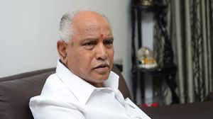 షాక్: యడియూరప్ప భజన చేసిన కాంగ్రెస్ ఎమ్మెల్యే, దిమ్మ తిరిగింది, ఆయనే సీఎం, స్పీకర్!