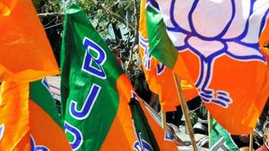 పార్టీలోకి కీలక నేతలను ఆహ్వానిద్దాం : ఏపీలో దూకుడు పెంచాల్సిందే : బీజేపీ కోర్ కమిటీ నిర్ణయం..!!