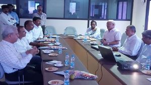 బ్రాహ్మణి స్టీల్స్ లో కదలిక: ప్లాంట్ ను పరిశీలించిన విదేశీ సంస్థ: టేకోవర్ పై ఆసక్తి!