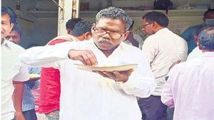 ఐదుసార్లు ఎమ్మెల్యే.. హైదరాబాద్‌లో 5 రూపాయల భోజనం.. సింపుల్ మ్యాన్