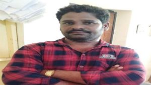 కానిస్టేబుల్ వెంటపడి తాళి కట్టాడు.. సినిమా సీన్ కాదు.. ఎక్కడంటే..!