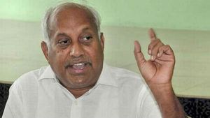  అమరావతి వద్దు..దొనకొండా వద్దు.. మా తిరుపతిని రాజధానిగా ప్రకటించండి: కేంద్ర మాజీమంత్రి కొత్త డిమాండ్