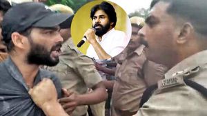 జూనియర్ డాక్టర్లపై దాడులపై పవన్ స్పందన.. తక్షణం ఆ అధికారులపై చర్య తీసుకోవాలని డిమాండ్ 