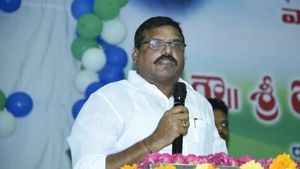  సీపీఎస్ రద్దు చేస్తాం .. రాష్ట్రాభివృద్ధికి ఉద్యోగులు పనిచేయాలన్న బొత్స