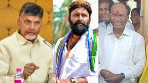 కోడెల ఆత్మహత్య కేసుల వల్ల కాదు.. చంద్రబాబు దూరం పెట్టడం వల్లే... ఏపీ మంత్రి కొడాలి నాని సంచలనం