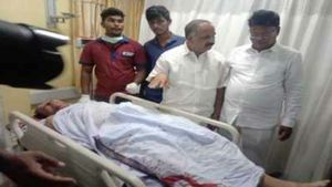  ఢీకొట్టిన బైక్: మాజీ మంత్రి సత్యారావు కన్నుమూత