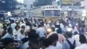జంక్షన్లో బర్త్ డే ఫంక్షన్ ... వైసీపీ ఎమ్మెల్యే కొడుకుపై కేసు నమోదు 
