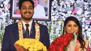 భూమా అఖిల ప్రియ భర్త కోసం పోలీసులు ... వారెంట్ ఏదంటూ మాజీమంత్రి 