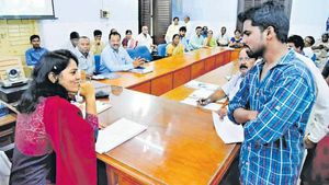 పదేళ్లకే పేకాట.. లక్షలు పోగేసి, ఉన్నదంతా పోగొట్టుకుని.. అవయవాలు అమ్ముతానంటూ..!
