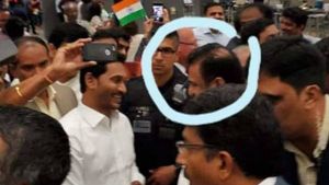 సీఎం జగన్ ను కలిసిన రామసుబ్బారెడ్డి: చంద్రబాబు ఆరా: వైసీపీలోకి వెళ్తున్నట్లేనా..!
