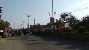 హుజూర్ నగర్ లో నంద్యాల ఫార్ములా: పక్కా వ్యూహాత్మకంగా: ఒక్కటే మార్పు..!