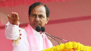 హుజుర్‌నగర్‌ సభకు మరోసారి వర్షం అడ్డంకి...! సాయంత్రం 4 గంటలకు సభ 