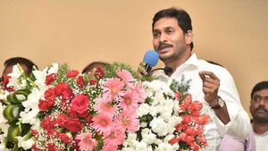 అమీర్‌పేట్‌ టు అమరావతి: జగన్ ప్రకటనతో సీన్ రివర్స్ ...ఏం జరుగుతోంది?