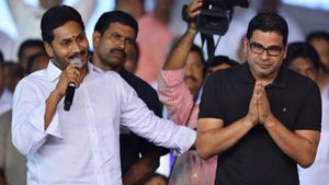 పీ.కే కు సీఎం జగన్ కొత్త బాధ్యతలు..!!: నమ్ముకున్న టీం ఏమైంది : ఏం చేయబోతున్నారు..!