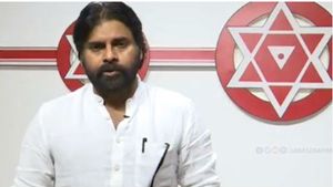 లాంగ్ మార్చ్‌కి తరలండి: జనసేన అధినేత పవన్ కళ్యాణ్ పిలుపు(వీడియో)
