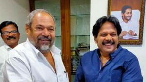 మరోసారి వార్తల్లోకి ఎక్కిన పీపుల్స్ స్టార్: వైసీపీ ఎంపీతో కీలక భేటీ: జగన్ రాకకు ముందే విశాఖలో.. !