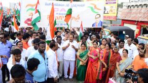 BJP: పౌరసత్వ చట్టం పర్వంలో మరో పార్శ్యం: తిరంగా యాత్రకు కమలనాథుల శ్రీకారం.. !