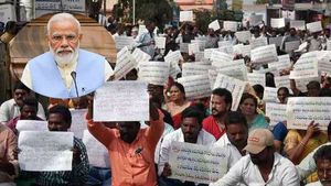 ప్రధాని నరేంద్ర మోడీ వద్దకు రాజధాని అమరావతి పంచాయితీ ... జేఏసీ నేతలు ఏం చెప్పారంటే
