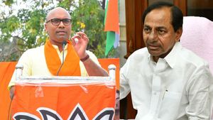 కాషాయం Vs గులాబీ : నిజామాబాద్ మేయర్ పీఠంపై వీడని సస్పెన్స్ : జెండా పాతేది ఎవరు..?