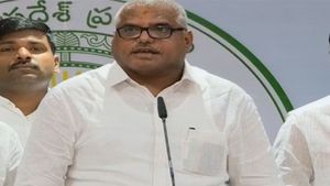 మండలి చైర్మన్‌ను మతం పేరుతో తిట్టలేదు.. నారా లోకేశే తాగుబోతులా ఊగిపోయాడు: మంత్రి బొత్స 