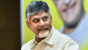 మళ్ళీ చంద్రబాబు సీఎం కావాలి..అమరావతిని కాపాడాలన్న రాజధాని మహిళా రైతులు 