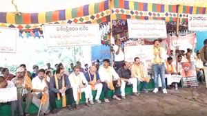  Hindu Mahasabha: జగన్ పై మతం కోణంలో దాడి: హిందుత్వానికి పెను ముప్పు: బరిలో దిగిన హిందూ మహాసభ..!