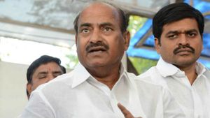 తలలేని రాజధాని..: సీమను యూటీ చేయాలంటూ జేసీ దివాకర్ రెడ్డి, బీజేపీలో మిత్రులంటూ..