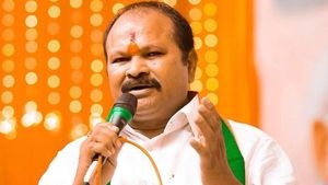 కేంద్రం జోక్యం అప్పుడే: రాజధానిపై బీజేపీ ఉద్దేశమదే: కన్నా క్లారిటీ..!
